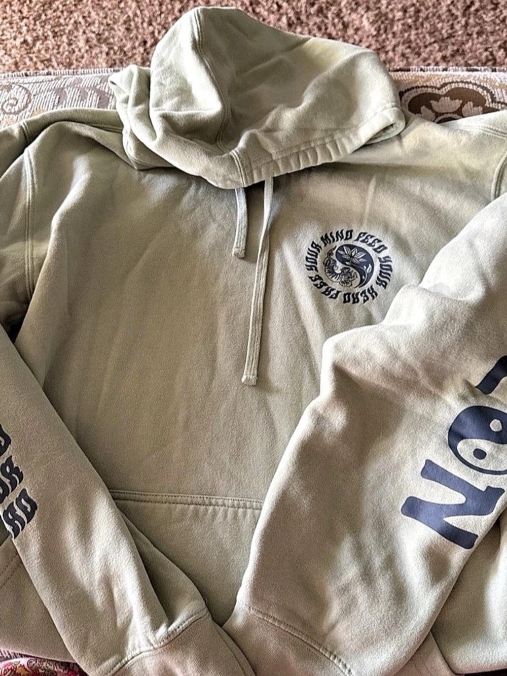 Burton Graphic Hoodie Green Size Medium set your mind free